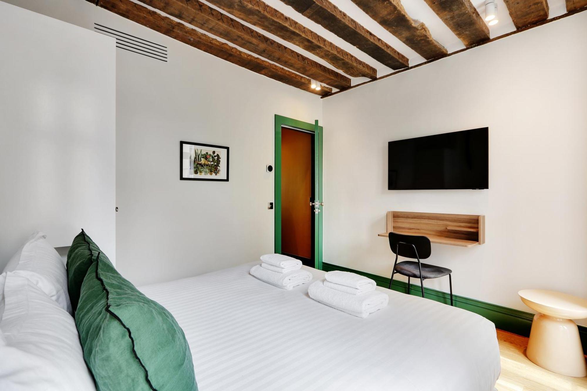 Paris Home Collection Serviced Apartments In Notre Dame - Rue Savoie Exteriör bild